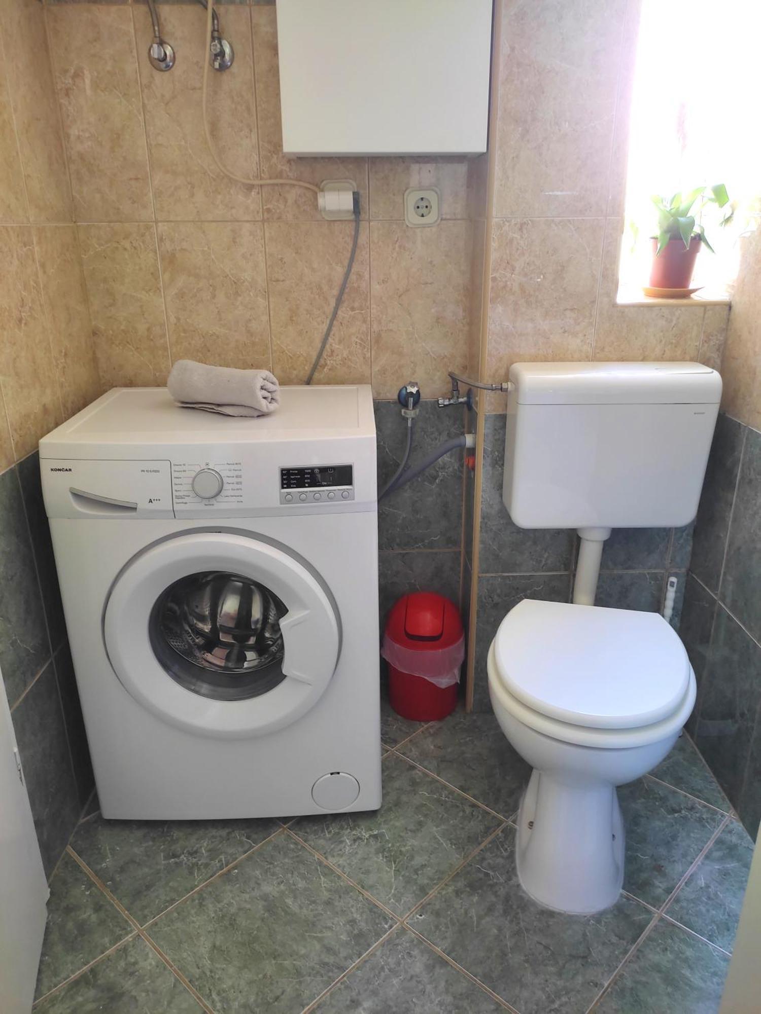 Modern Apartment With 3 Bedrooms มาคาร์สกา ภายนอก รูปภาพ