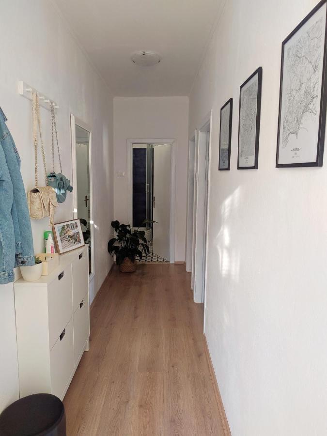 Modern Apartment With 3 Bedrooms มาคาร์สกา ภายนอก รูปภาพ