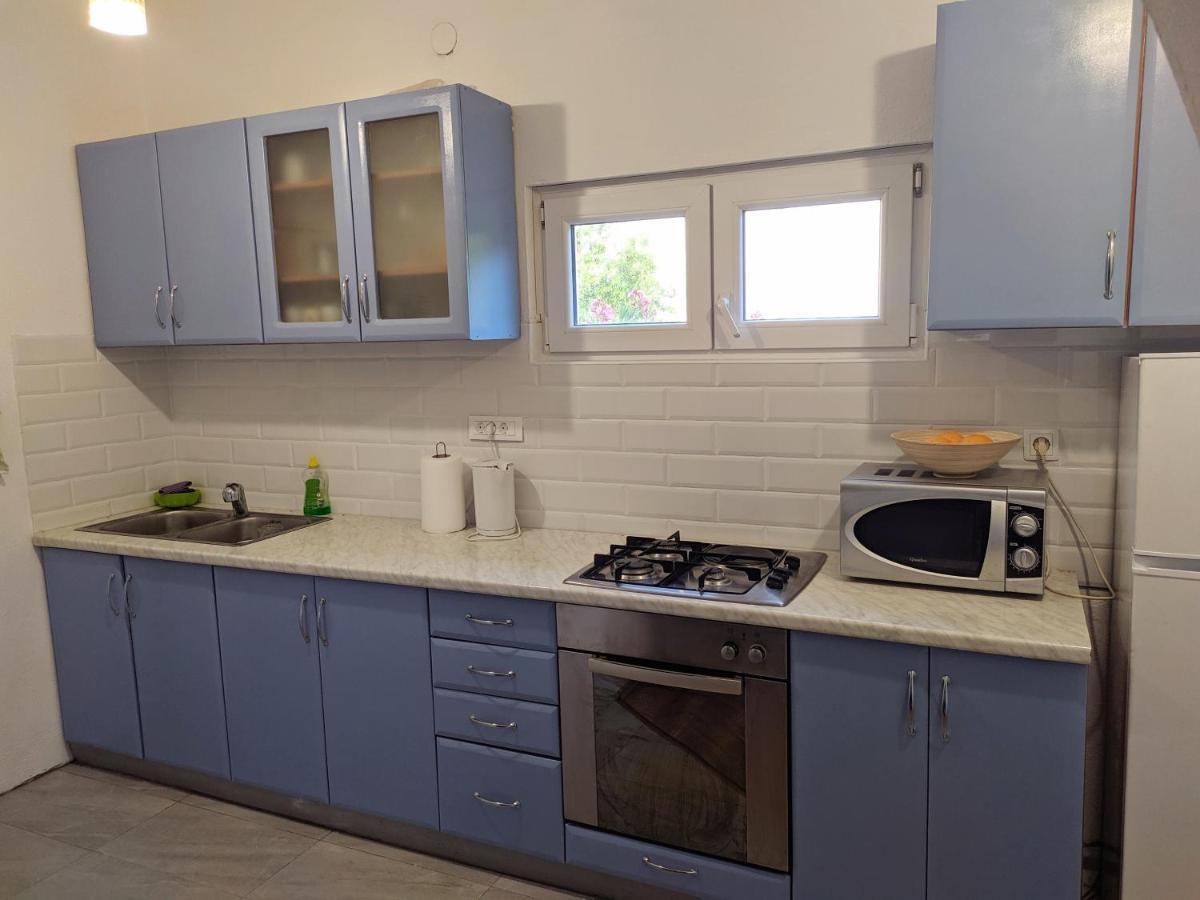 Modern Apartment With 3 Bedrooms มาคาร์สกา ภายนอก รูปภาพ