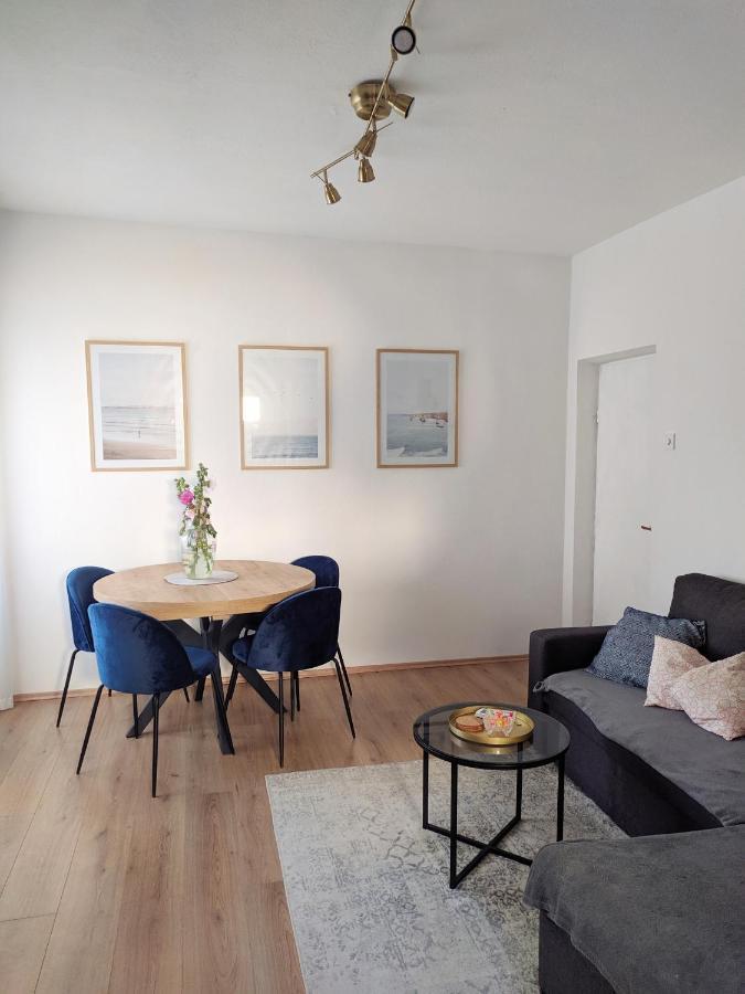 Modern Apartment With 3 Bedrooms มาคาร์สกา ภายนอก รูปภาพ